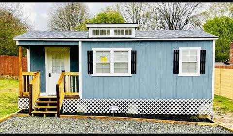 Massive Shed with Living Unit in Sisters Beach Sparks Interest